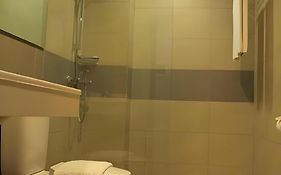 Sequoia Hotel